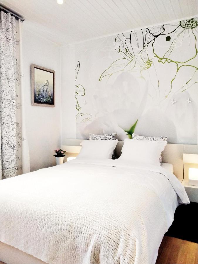 Bed and Breakfast Les Chambourlettes à Mons Extérieur photo